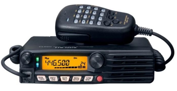 Автомобильная рация Yaesu FTM-3207DR