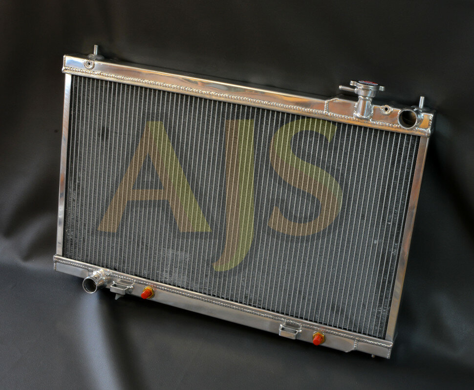радиатор алюминиевый Nissan Skyline G35 купэ VQ35 40mm AT AJS