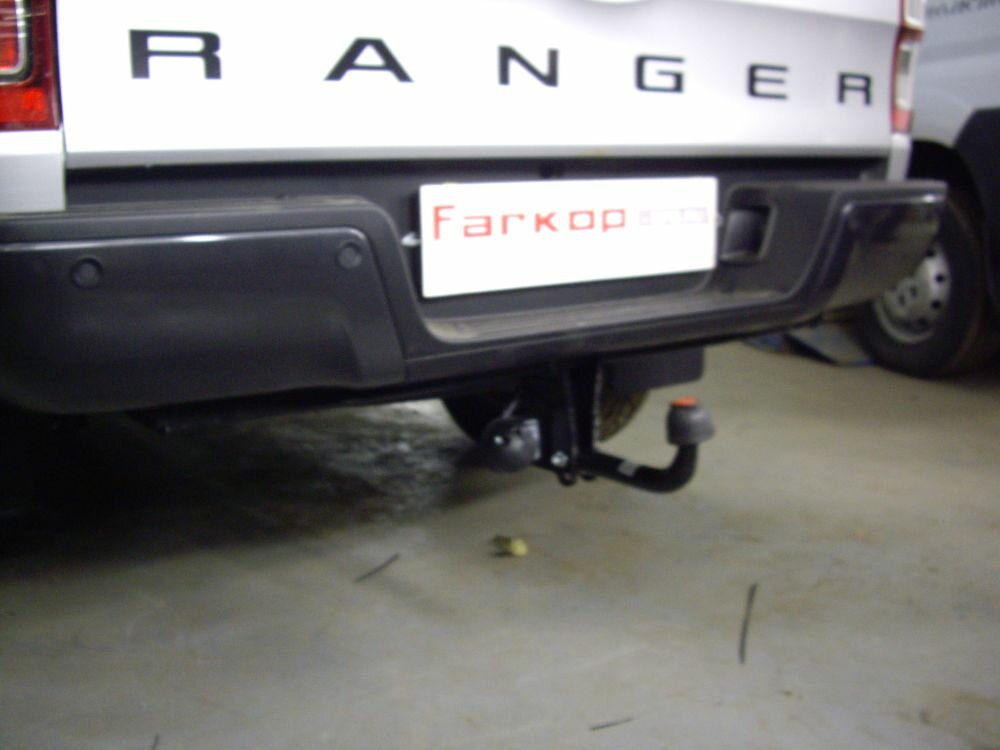 Фаркоп Aragon для Ford Ranger 4WD 2011-