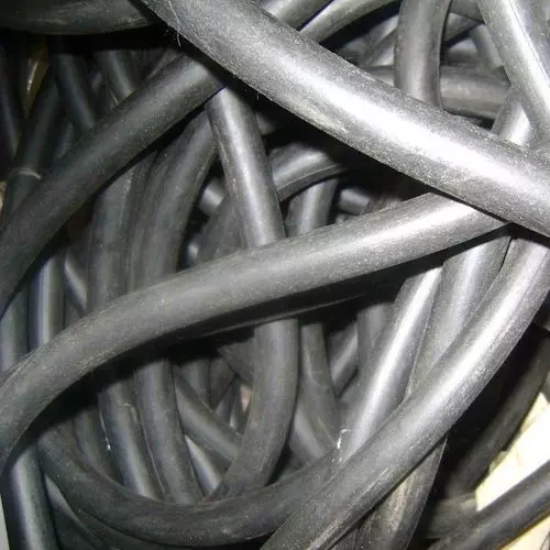 Резиновые морозостойкие круглые шнуры 40 мм 1-3П ГОСТ 6467-79