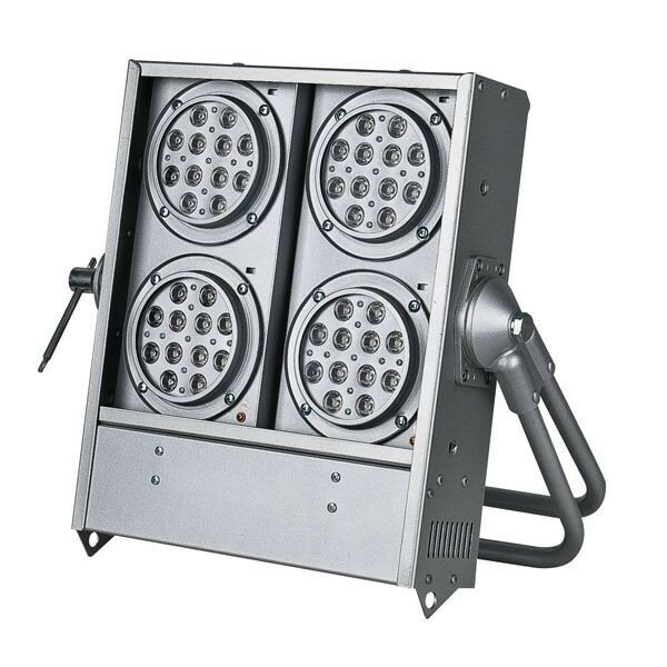 Showtec LED PowerBlinder 4 DMX Polished светодиодный блиндер 48 х 1 Вт диодов