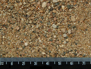 Песок строительный мытый крупнозернистый (машина 10 м3)