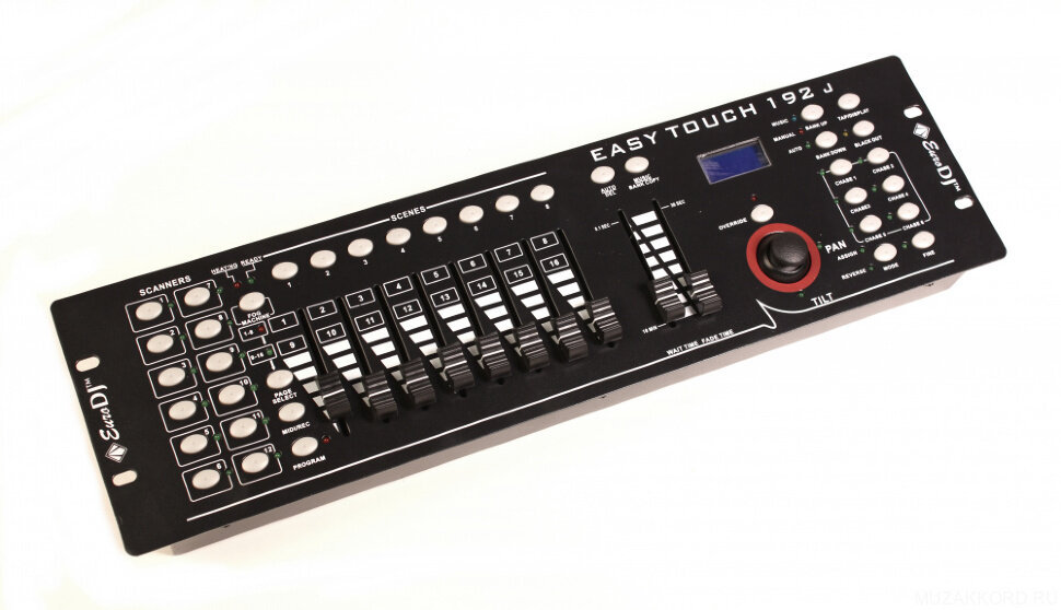 EURO DJ Easy Touch 192 J DMX-контроллер, 192 DMX-канала, 12 приборов по 16 каналов, 30 банков по 8 сцен, 6 чейзов по 240 сцен, джойстик X/Y